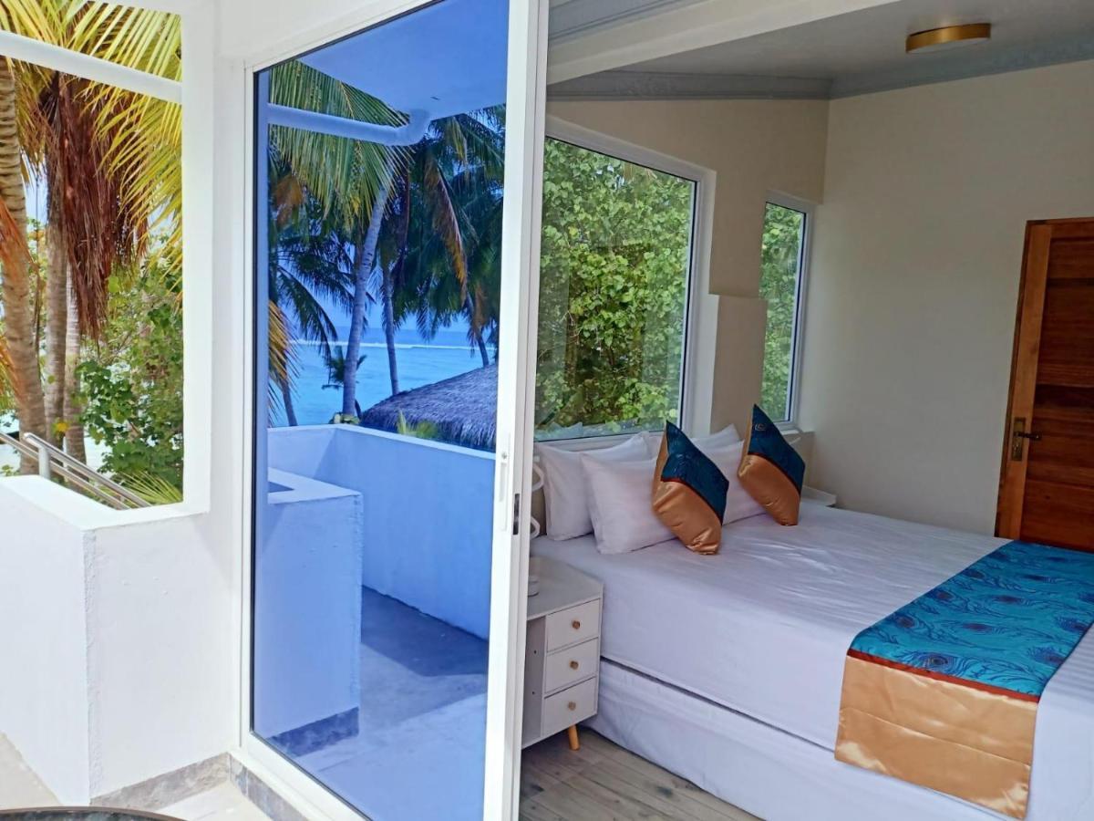 Island Life Maldives Retreat & Spa Magoodhoo Eksteriør bilde