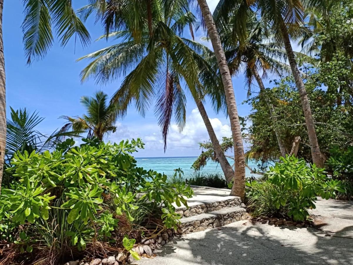 Island Life Maldives Retreat & Spa Magoodhoo Eksteriør bilde